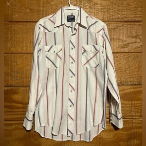 Vintage Wrangler Pearl Snap. Pink and Blue stripes